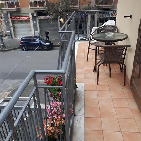 Salerno Centraal Apartment Bagian luar foto