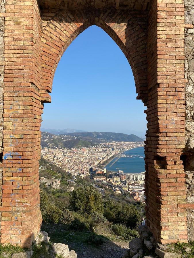 Salerno Centraal Apartment Bagian luar foto