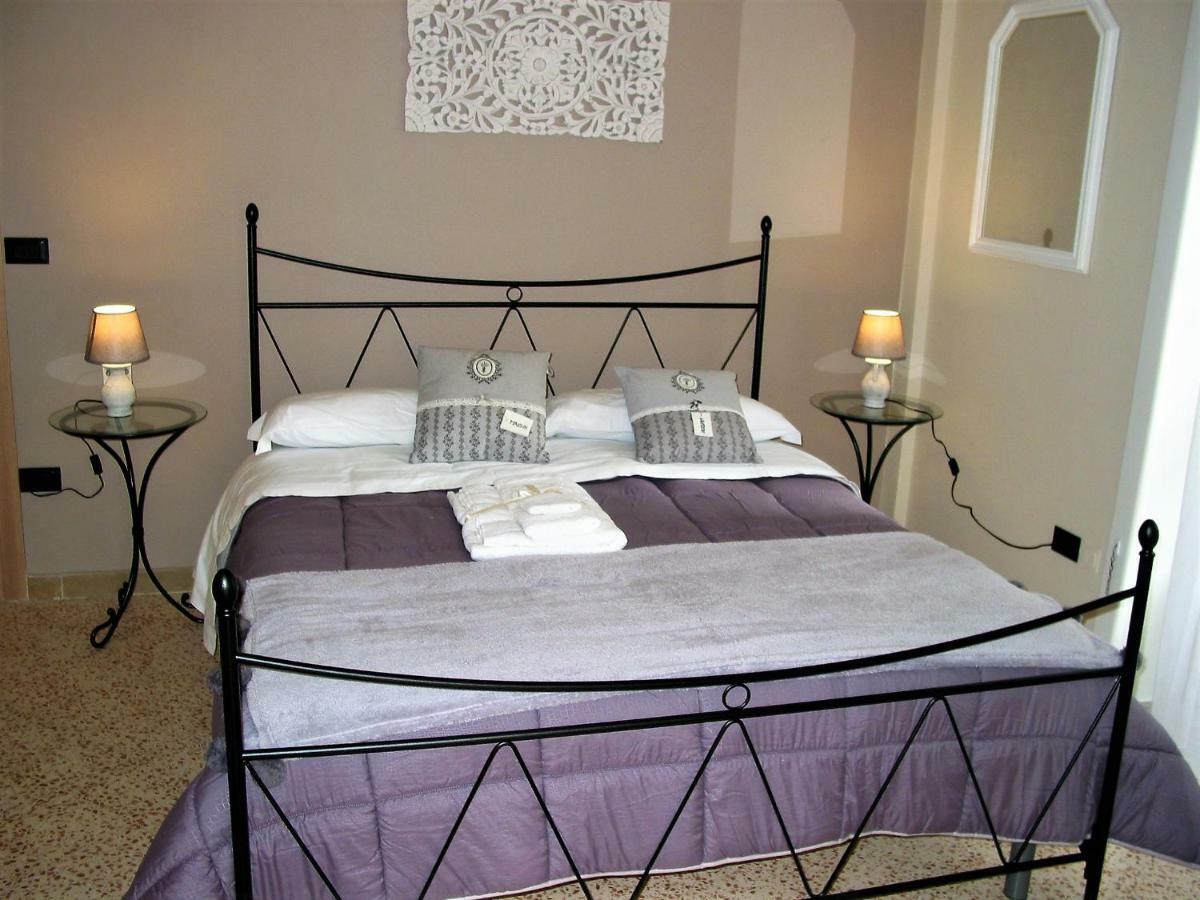 Salerno Centraal Apartment Bagian luar foto