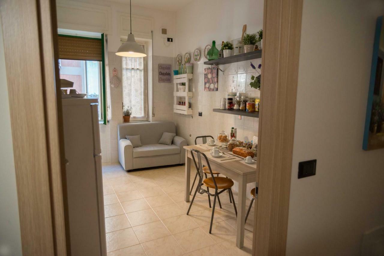 Salerno Centraal Apartment Bagian luar foto
